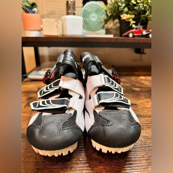 Mountain Bike Fitness Cycling Shoes Zol White MTB Size US 6 EUR 38 Unisex - Picture 7 of 9